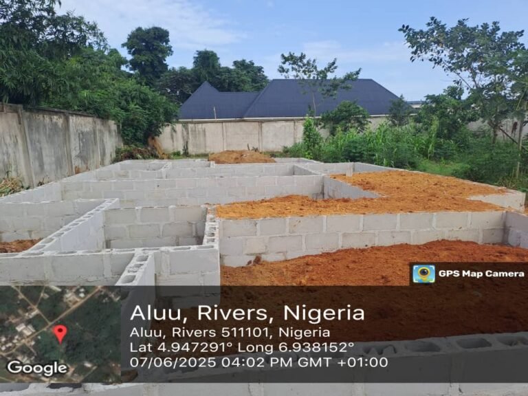 THE BLOCK LAYING STAGE OF THE 14 UNIT OF SELF CONTAIN PROJECT IN OBIO-AKPOR CLUSTER IN PROGRESS.