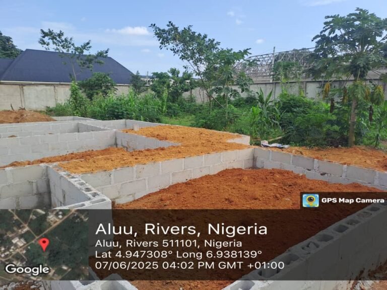 ANOTHER PIX OF BLOCK LAYING STAGE & RED MUD FILLINGS IN PROGRESS ON THE 14 UNIT OF SELF CONTAIN PROJECT FOR THE HOST COMMUNITIES OF RUKPOKWU, OBIO-AKPOR  CLUSTER