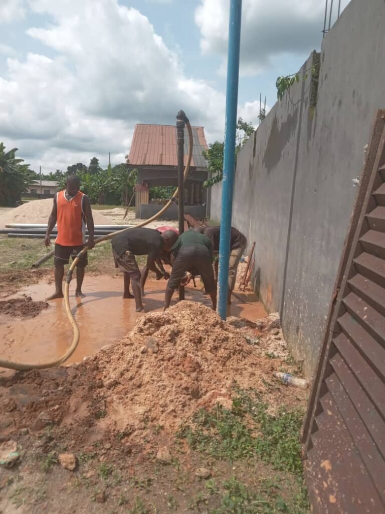 THE NOTHERN OPTION PIPELINE HOST COMMUNITIES DEVELOPMENT TRUST IS OPTIMISTIC IN BRINGING HOPE & DEVELOPMENT TO THE PEOPLE UNDER THE TRUST. THE DRILLING & INSTALLATION OF 4NOS MONO PUMP PROJECT WAS FLAGED OFF BY NOPL TO THE ISIETITIOHA AUT. COMMUNITY IN OWAZA CLUSTER.