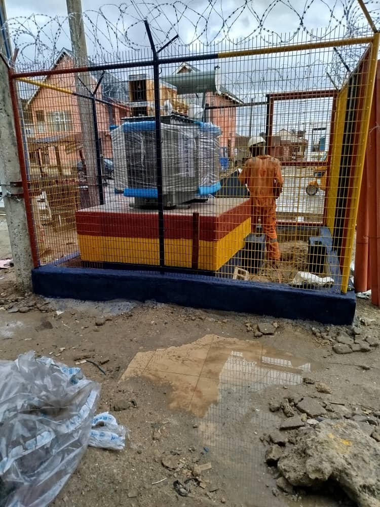 PIX 3(3): THE TRANSFORMER MOUNTED TO ITS POSITION PERMANENTLY TO USE BY THE COMMUNITIES IN OBIO/AKPOR CLUSTER.