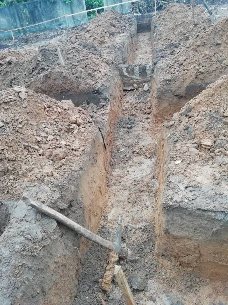 PIX 3(30): THE GROUND WELL EXCAVATED.