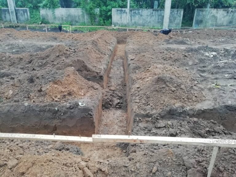 PIX 3(31): NOW THE SITE IS READY FOR BLOCK LAYING.